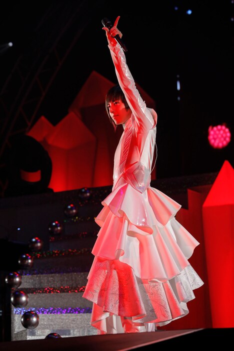 「蒼井翔太 LIVE 2017 WONDER lab. ～prism～」国立代々木競技場第一体育館公演の様子。（Photo by HAJIME KAMIIISAKA）