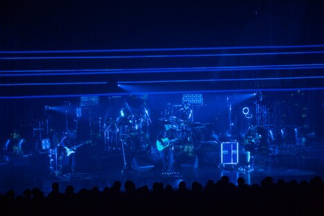 サカナクション「SAKANAQUARIUM2017“多分、風。”」東京公演の様子。(撮影:石阪大輔(Hatos))
