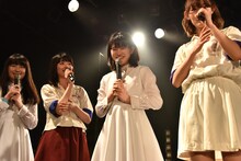 左から宮本茉凜、ayaka、原田珠々華、minan。