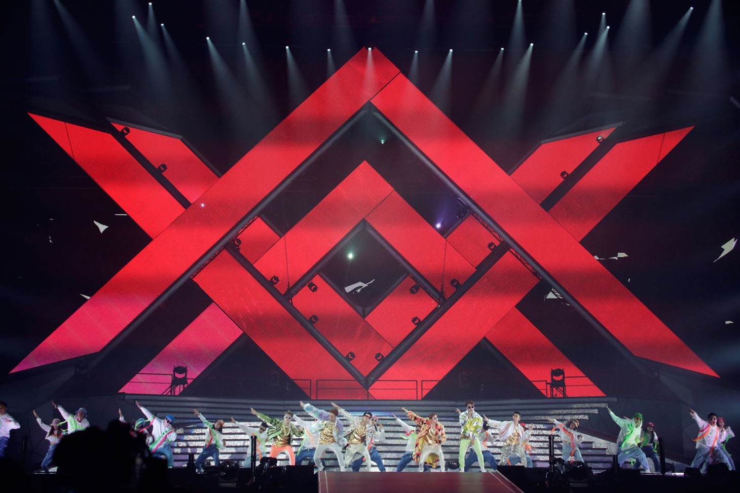 2PMのライブの様子。(c)フジテレビ