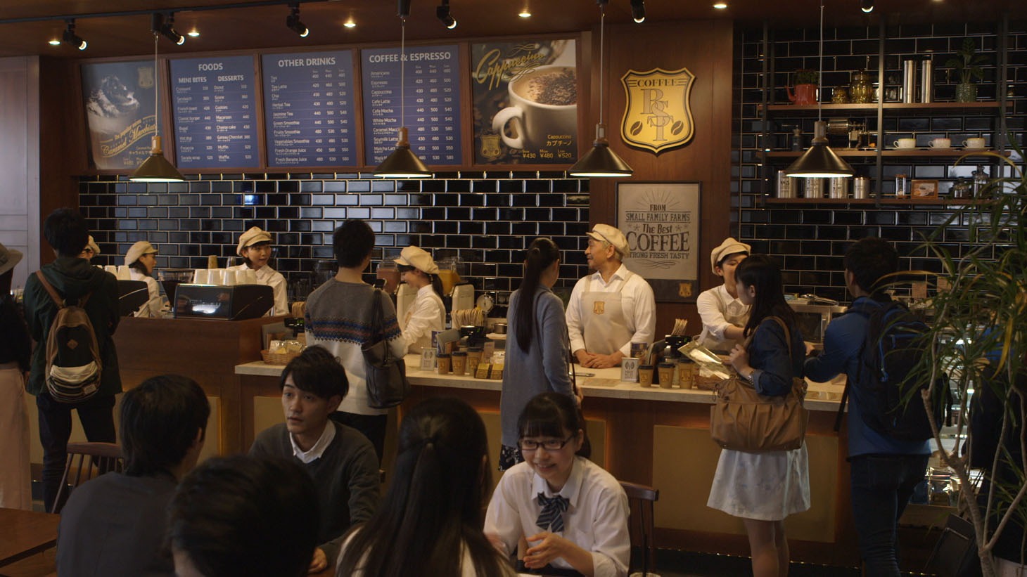 「コーヒーショップ」編のワンシーン。