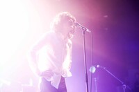 石崎ひゅーい（Photo by kamiiisaka hajime）