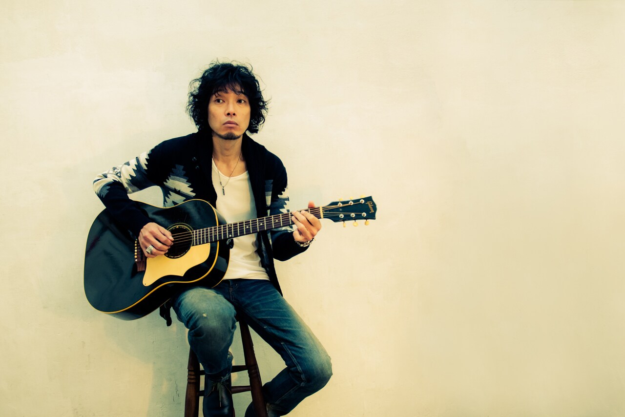 斉藤和義「遺伝」MVで大杉漣×新井浩文×星流が“子連れ孫連れ狼”に