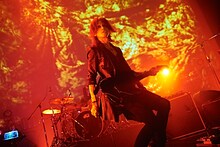 2016年6月9日にZepp DiverCity TOKYOにて開催された「SUGIZO vs INORAN PRESENTS BEST BOUT」の様子。
