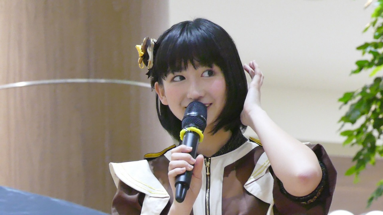 春乃きいな（写真提供：ビクターエンタテインメント）