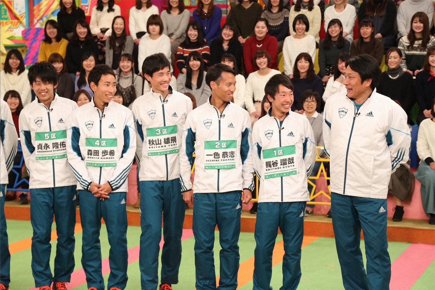青山学院大学陸上競技部チームの面々。(c)フジテレビ