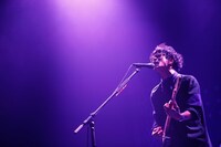 三原健司（Vo, G / フレデリック）