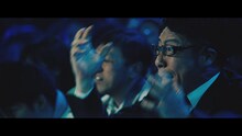 AKB48「シュートサイン」ミュージックビデオのワンシーン。(c)AKS