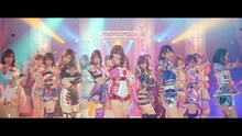 AKB48「シュートサイン」ミュージックビデオのワンシーン。(c)AKS