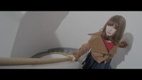AKB48「気づかれないように…」ミュージックビデオのワンシーン。(c)AKS