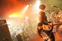 ポルカドットスティングレイポルカドットスティングレイ 2017 TOUR 骨抜き『ポルフェス “骨抜きにするワンマン”』WWW公演の様子。