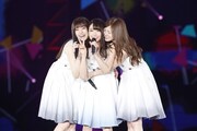 左から松村沙友理、橋本奈々未、白石麻衣。 (c)乃木坂46 LLC