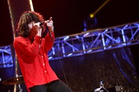 SUPER BEAVERのステージ。（Photo by Suzuki Kouhei）