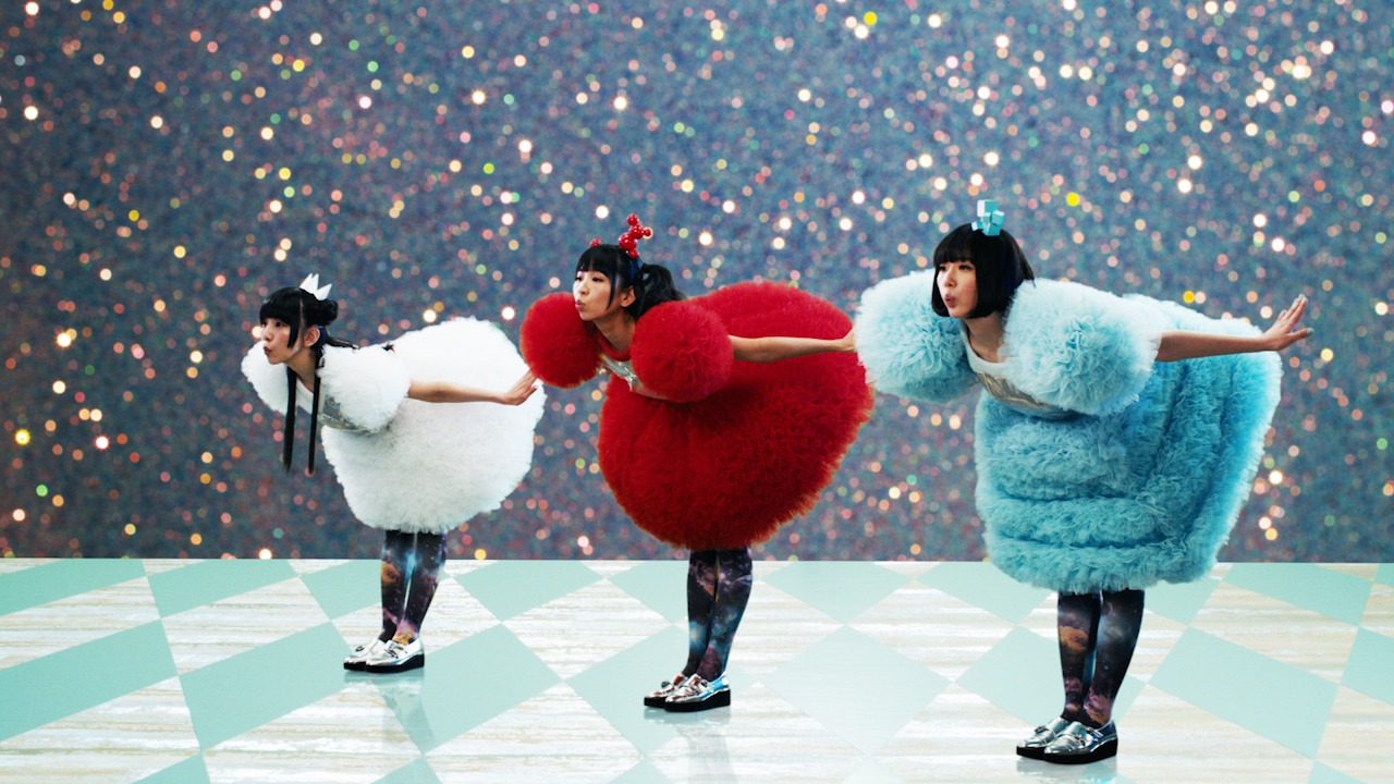 MV「ODEN-PA」のワンシーン。