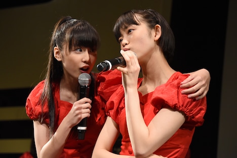 茜空に「一緒に家でチョコ作ればいいじゃん! 行こう!」と呼びかけられ、「…行く」とキザに答える水春。