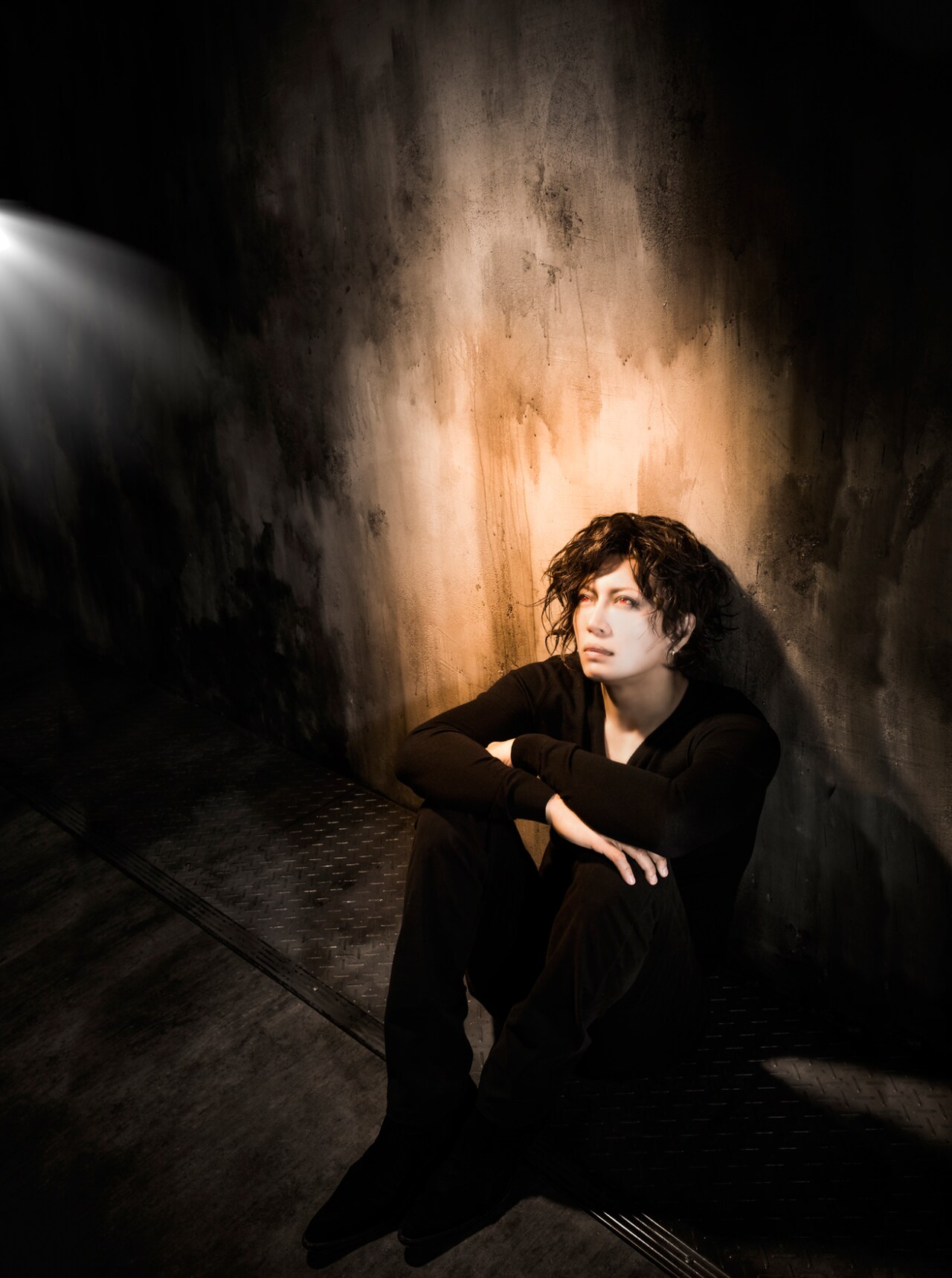 「どんな人生を歩んでいくにしても逃げるな」GACKTが思い込めた新曲を本日配信