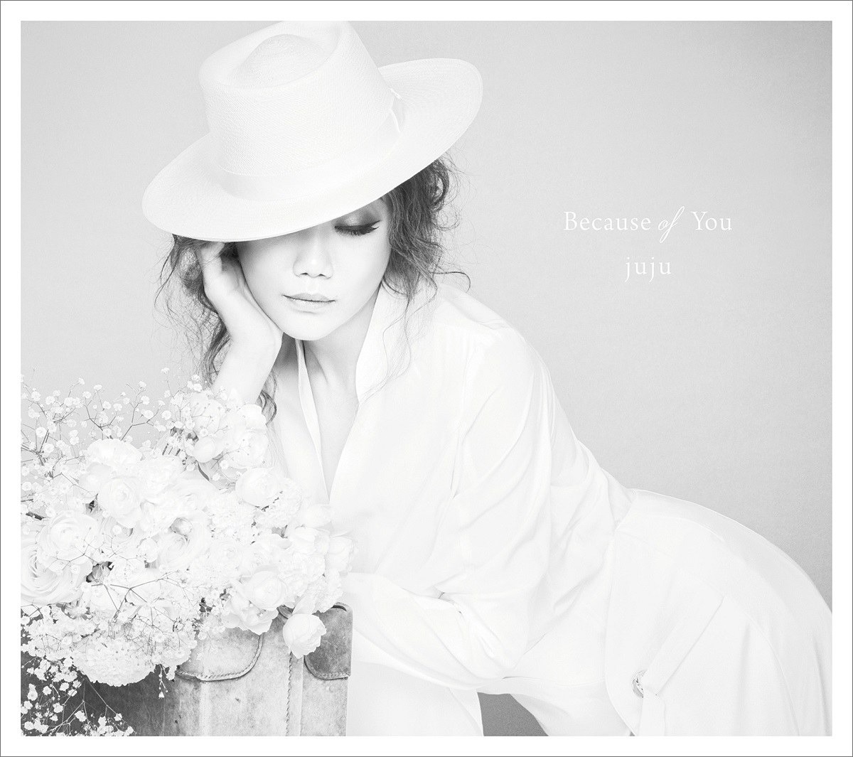 JUJU「Because of You」初回限定盤ジャケット