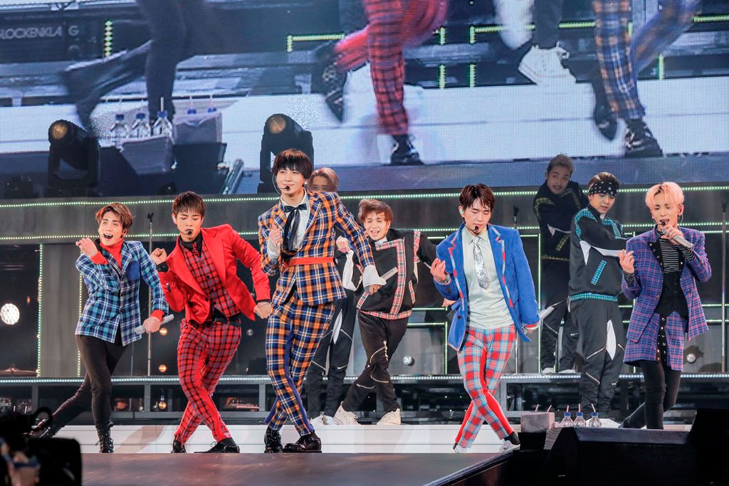 SHINee｢SHINee WORLD2017～FIVE～｣大阪・大阪城ホール公演の様子。（Photo by hajime kamiiisaka）