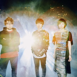 Base Ball Bear×本田翼、地上25m撮影のMV全貌明らかに