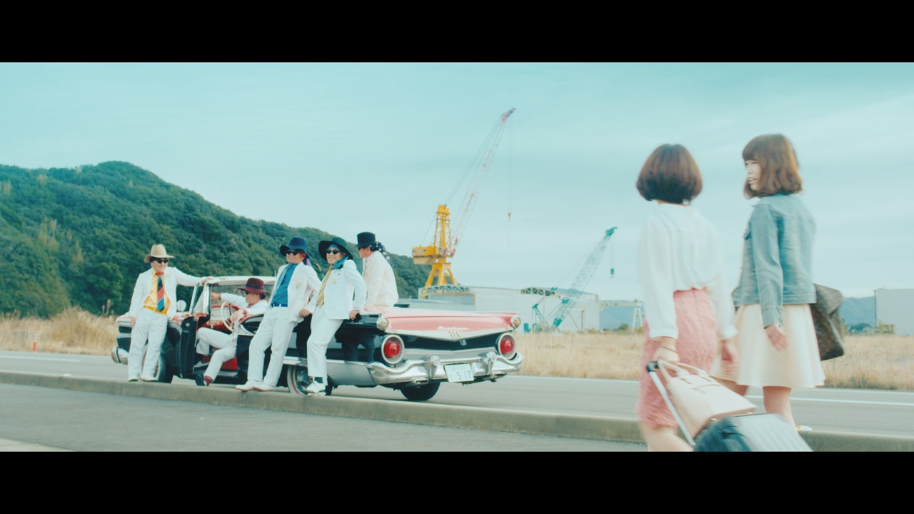 爺-POP from 高知家 ALL STARS「I Was Young」ミュージックビデオのワンシーン。