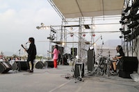 ヤバイTシャツ屋さん