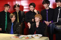 「ごちそうさまです対決を予習！」の様子。(c)フジテレビ