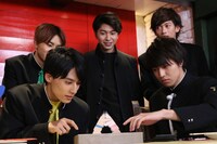 「ごちそうさまです対決を予習！」の様子。(c)フジテレビ