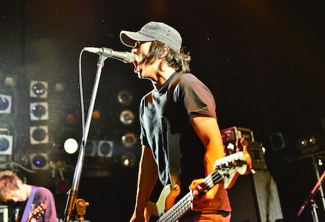 NISHIDA（B, Vo / LEXT）（撮影：清水ケンシロウ）