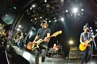 LEXT（撮影：清水ケンシロウ）