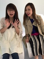 左から山崎ケイ（相席スタート）、傳田真央。