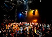 「空中キャバレー2015」の様子。（撮影：山田毅）