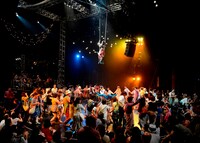 「空中キャバレー2015」の様子。（撮影：山田毅）