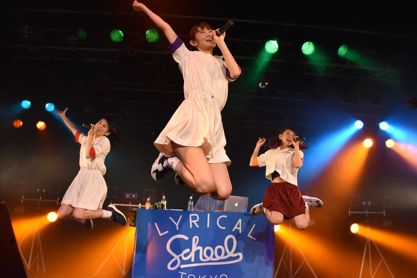 「lyrical school one man live 2017 “ラストソング”」の様子。