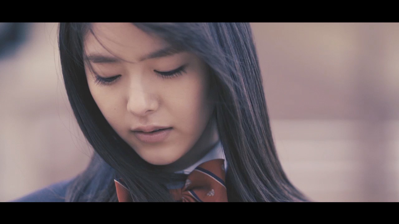 JAL企業広告CM「只今、JALで移動中。」のワンシーン。