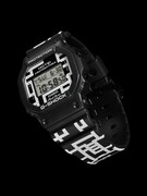 「HOTEI 35th ANNIVERSARY G-SHOCK GUITARHYTHM MODEL」本体見本(ELバックライト消灯時)