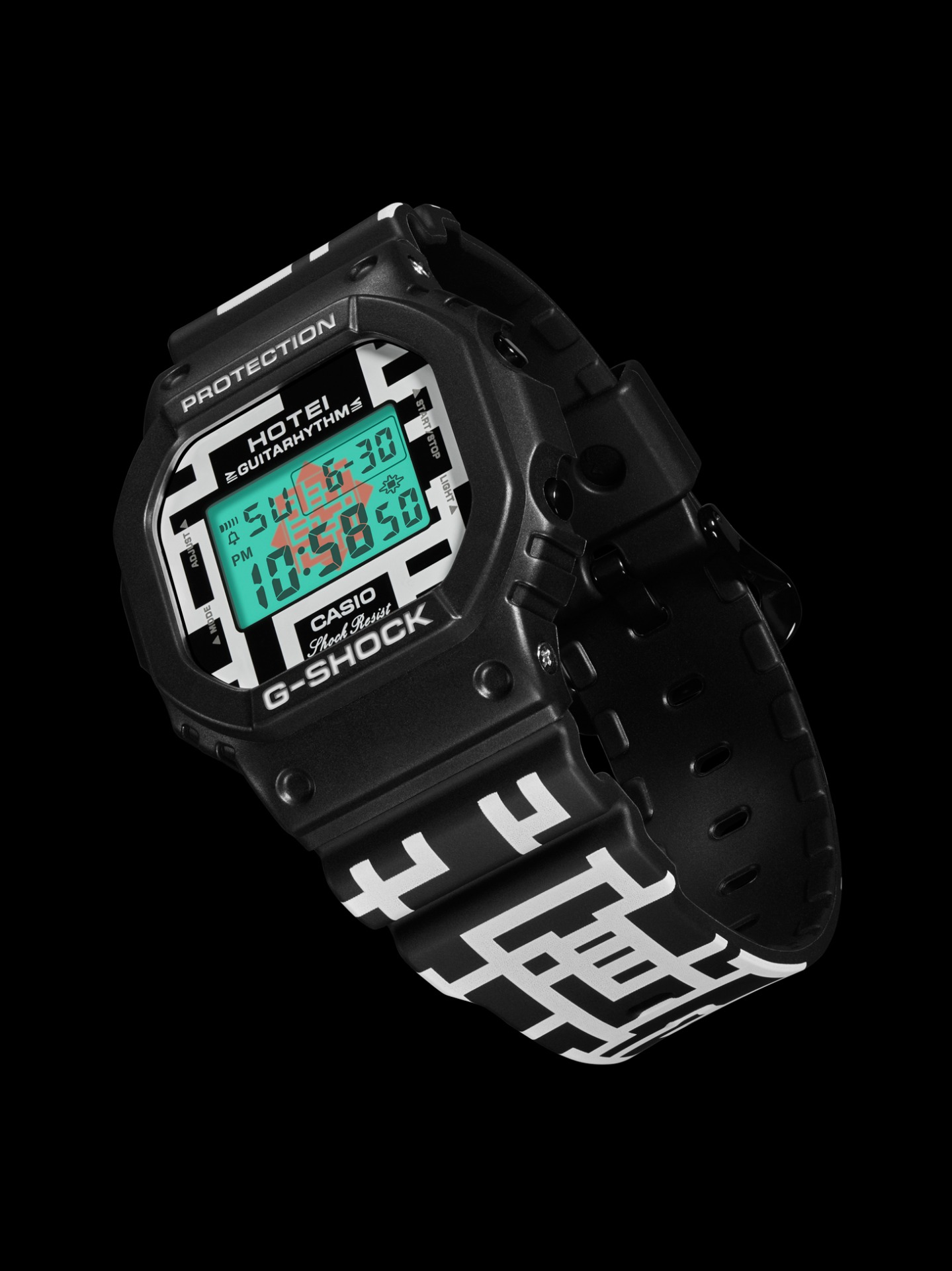 「HOTEI 35th ANNIVERSARY G-SHOCK GUITARHYTHM MODEL」本体見本（ELバックライト点灯時）