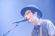 岸田繁（Vo, G）（撮影：岸田哲平）