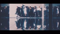 乃木坂46「インフルエンサー」ミュージックビデオのワンシーン。