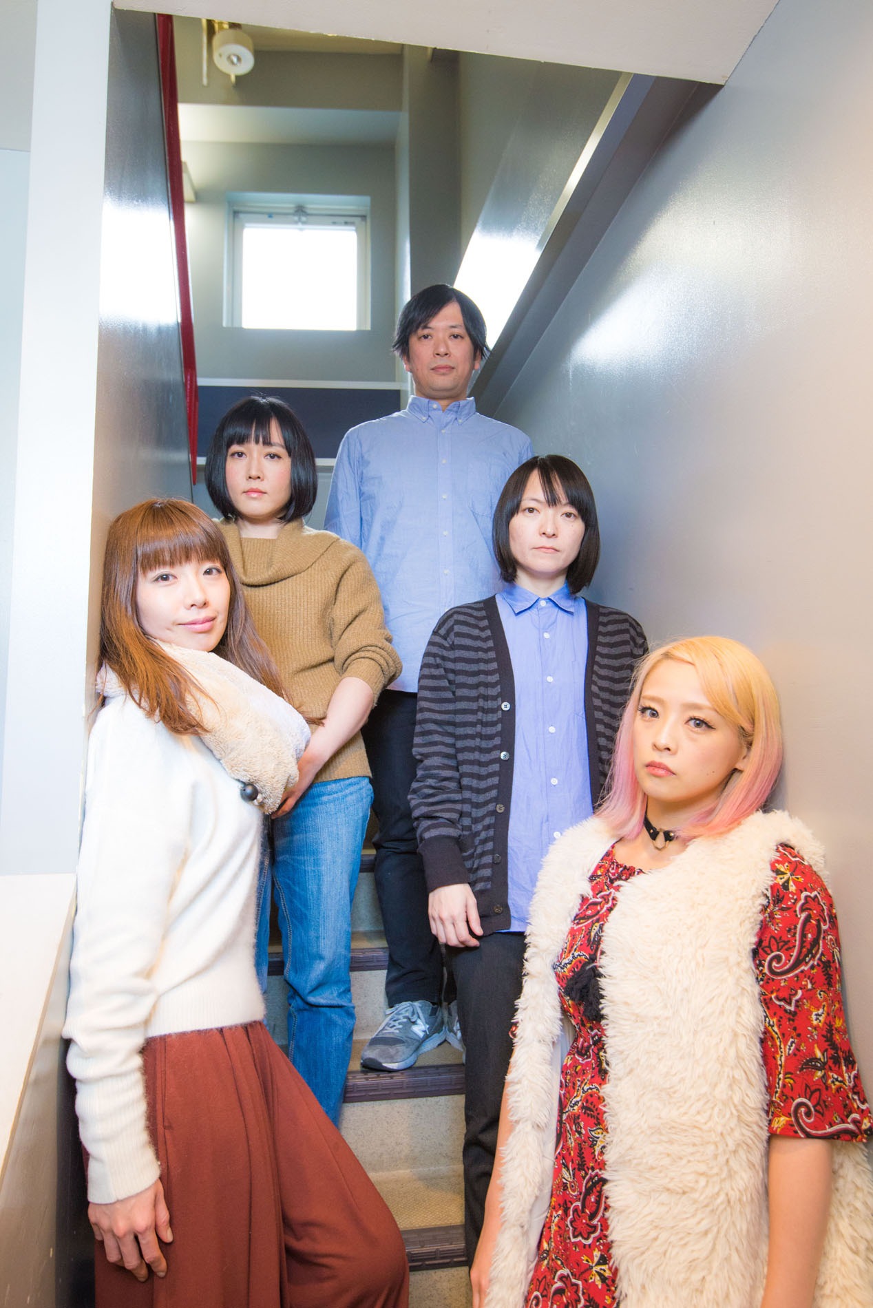 村谷姉妹（手前）とtoddle。