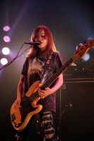 石渡マキコ（B）