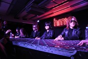 ロンドン一時騒然、X JAPAN「WE ARE X」サントラサイン会
