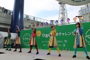 「あいち健康チャレンジオープニングイベント」に出演したチームしゃちほこ。