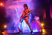 angela「angelaのミュージック・ワンダー★特大サーカスin日本武道館～僕等は目指したShangri-La～」の様子。