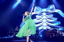 木村カエラ「KAELA presents PUNKY TOUR 2016-2017 DIAMOND TOUR」東京・東京国際フォーラム ホールA公演の様子。（撮影：太田好治）