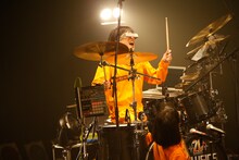 POLYSICS「20周年 OR DIE!!! All Time POLYSICS!!!」の様子。（撮影：三吉ツカサ）