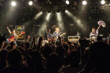 SILENT SIREN（撮影：ハタサトシ）