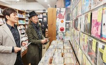 左から野口五郎、Char。