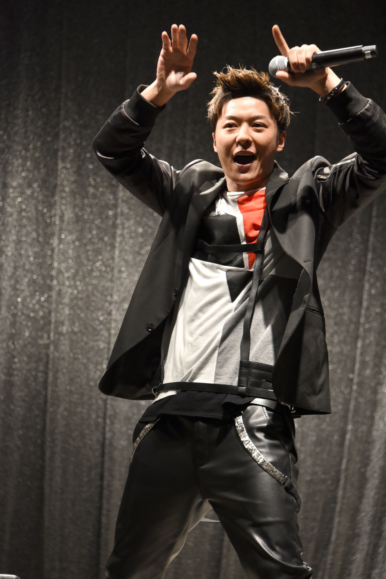 谷内伸也