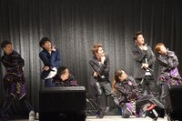 LeadとEL SQUADのコラボパフォーマンスの様子。