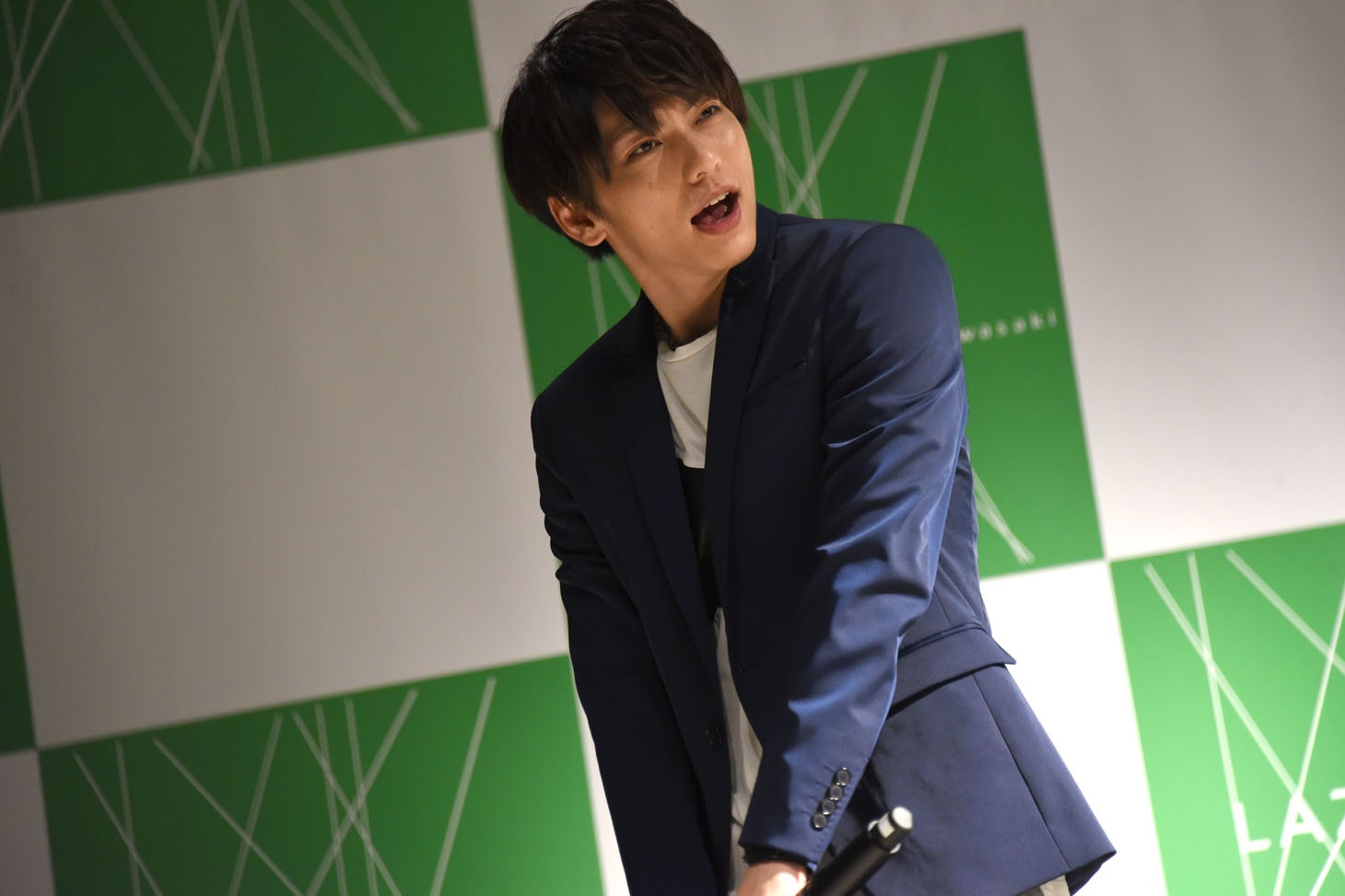 鍵本輝